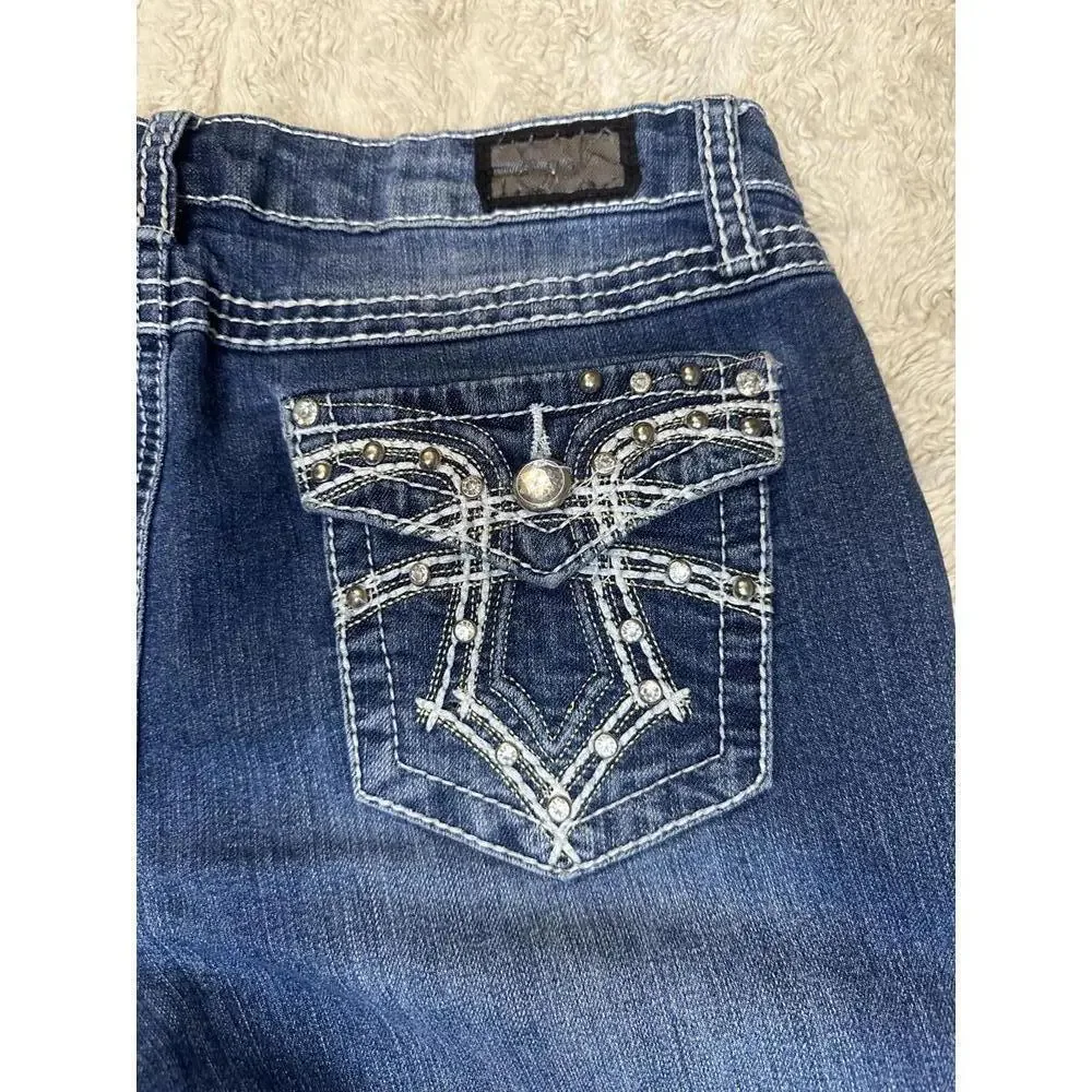 Vtg Earl Jeans Y2K medium wash rhinestone embellished denim capris Size 8 - Picture 7 of 8